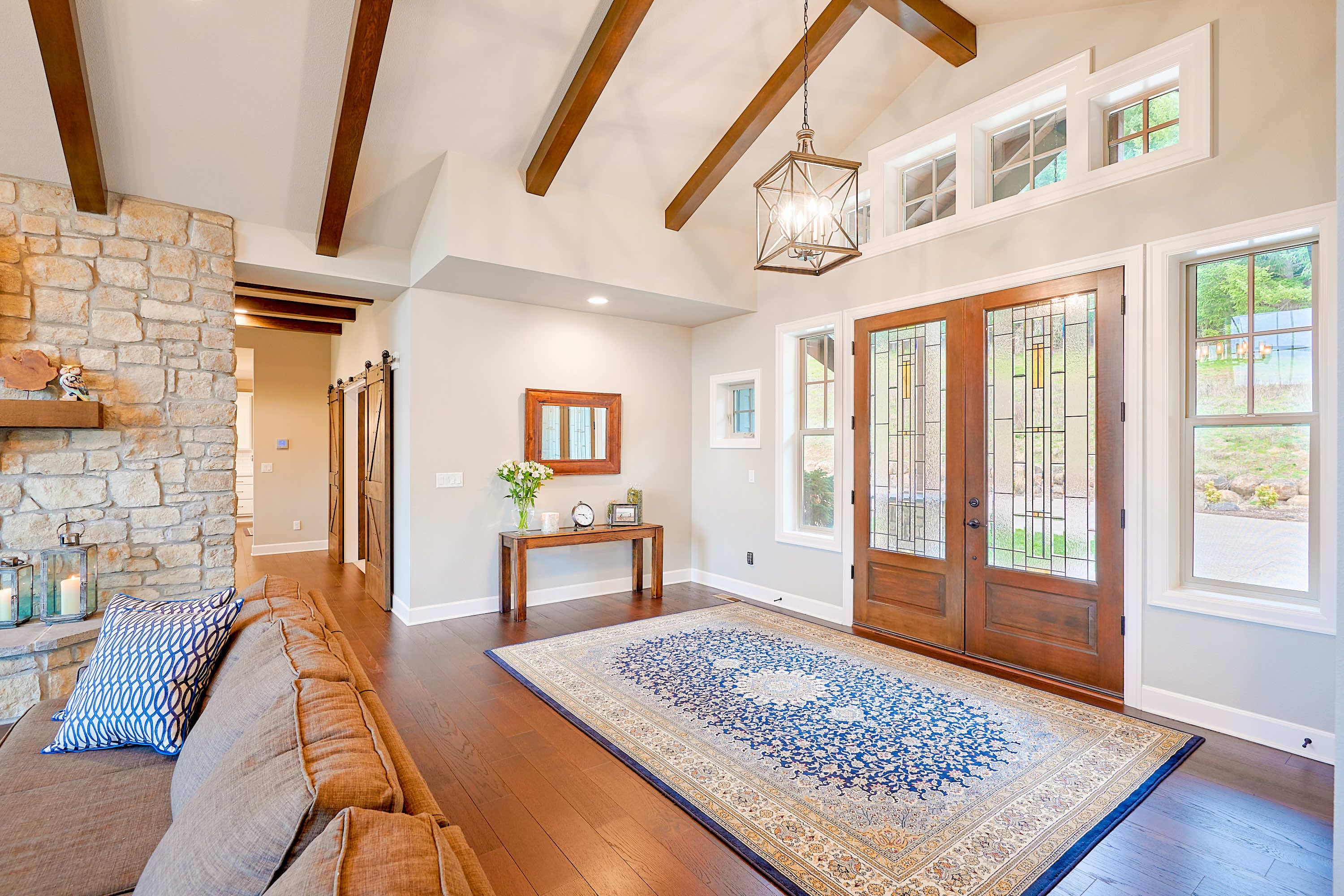 Deschutes interior 3