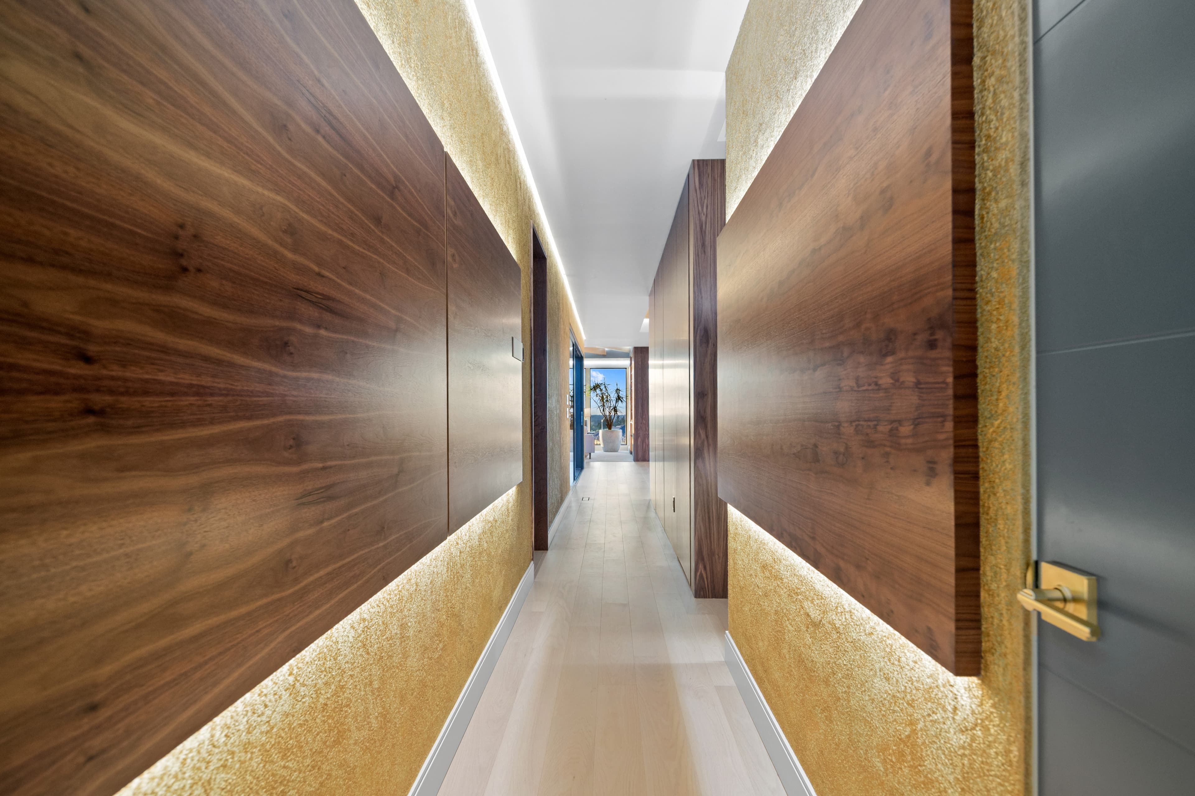 Integrated LED backlighting in the Creekside Homes Street of Dreams home